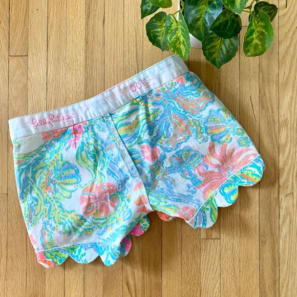 Lilly Pulitzer Buttercup Scallop Hem Resort White Casa Marina Shorts Size 00 - Picture 13 of 15
